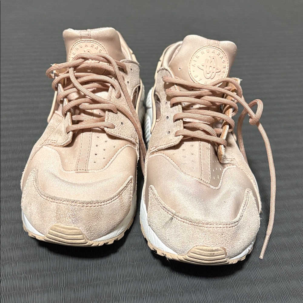 Nike Hurache Particle Beige Sneakers Size 10 - Picture 2 of 7
